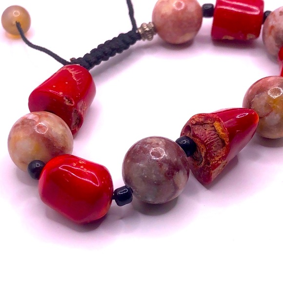 Boho Red Coral Polished Garnet Gemstone Bead Bracelet Adjustable - Picture 5 of 7